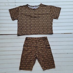 Sweet 2PC Set Top Shorts Brown Black Pullover Shirt Geo Print Jersey Stretch S
